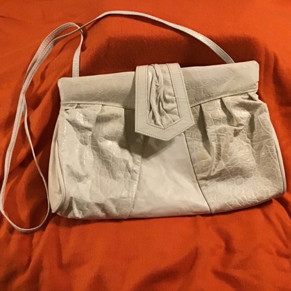 Fifth Avenue Handbag Vintage Cream Winter White - Picture 3 of 9